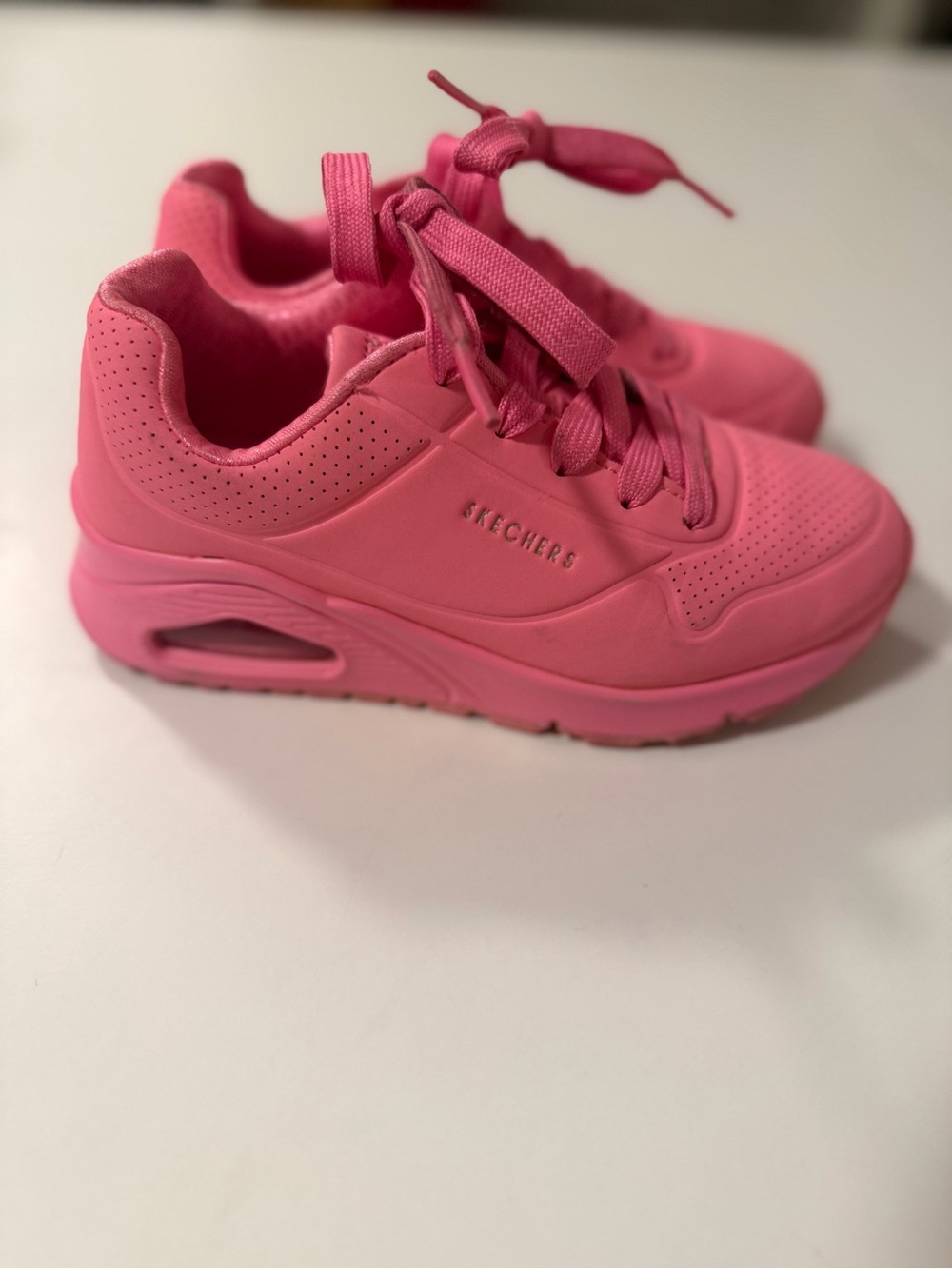 Skechers UNO Gen1 Neon Glow Hot Pink Girls Sneakers Size 13